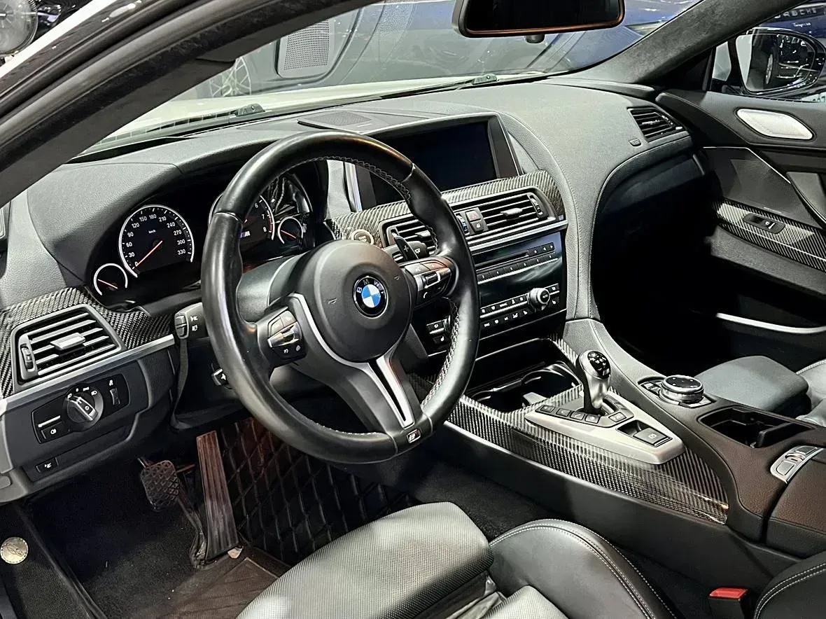 2013 BMW M6 4.4T 560HP V8 7DCT,autocango,china used car exporter,china ev exporter,chinese used car exporter,chinese used ev exporter