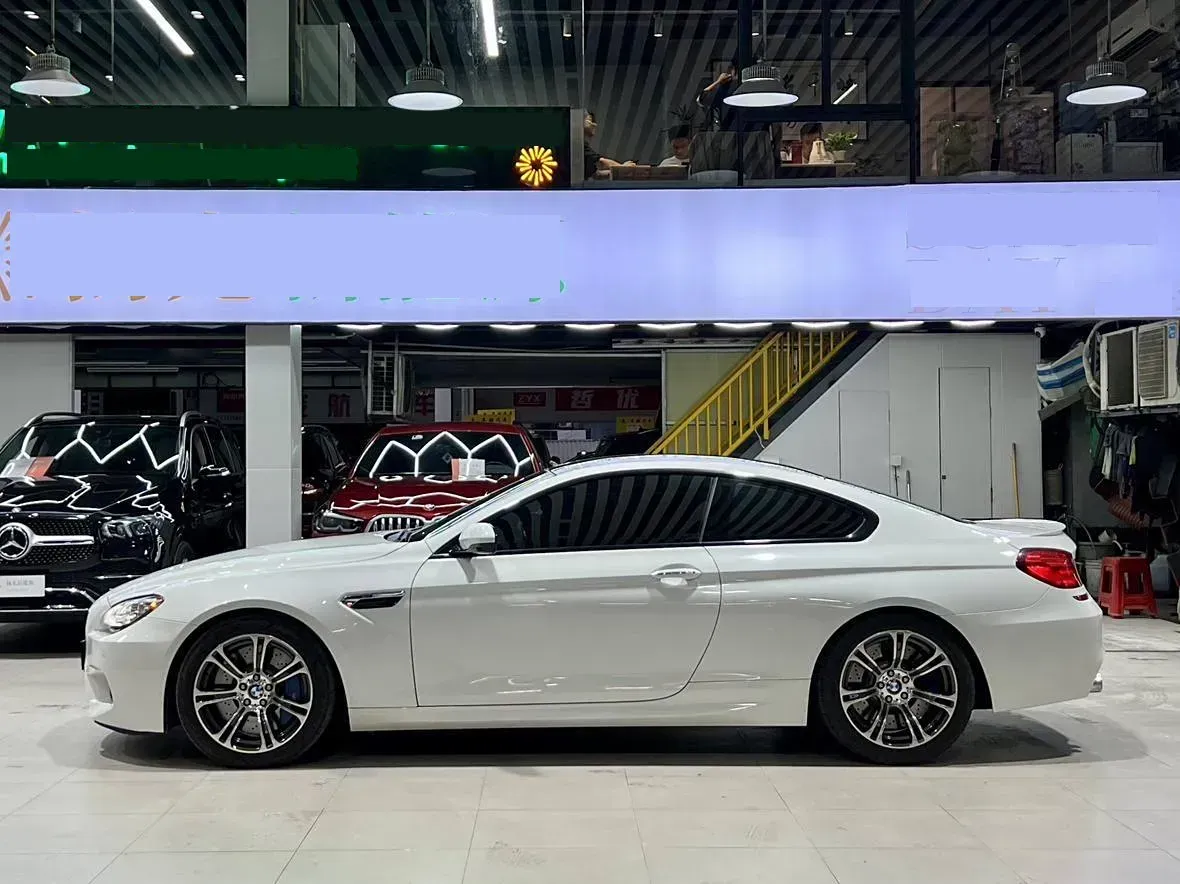 2013 BMW M6 4.4T 560HP V8 7DCT,autocango,china used car exporter,china ev exporter,chinese used car exporter,chinese used ev exporter