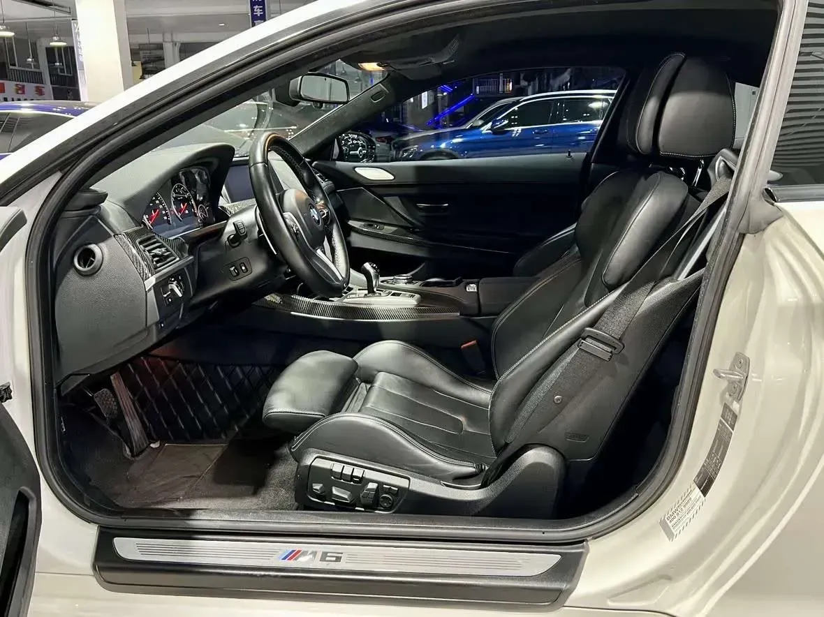 2013 BMW M6 4.4T 560HP V8 7DCT,autocango,china used car exporter,china ev exporter,chinese used car exporter,chinese used ev exporter