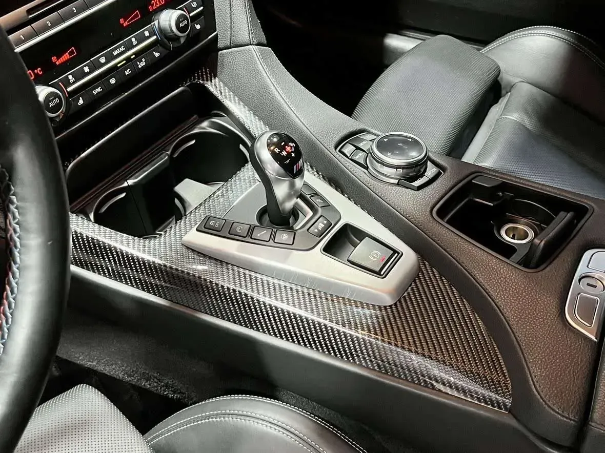 2013 BMW M6 4.4T 560HP V8 7DCT,autocango,china used car exporter,china ev exporter,chinese used car exporter,chinese used ev exporter