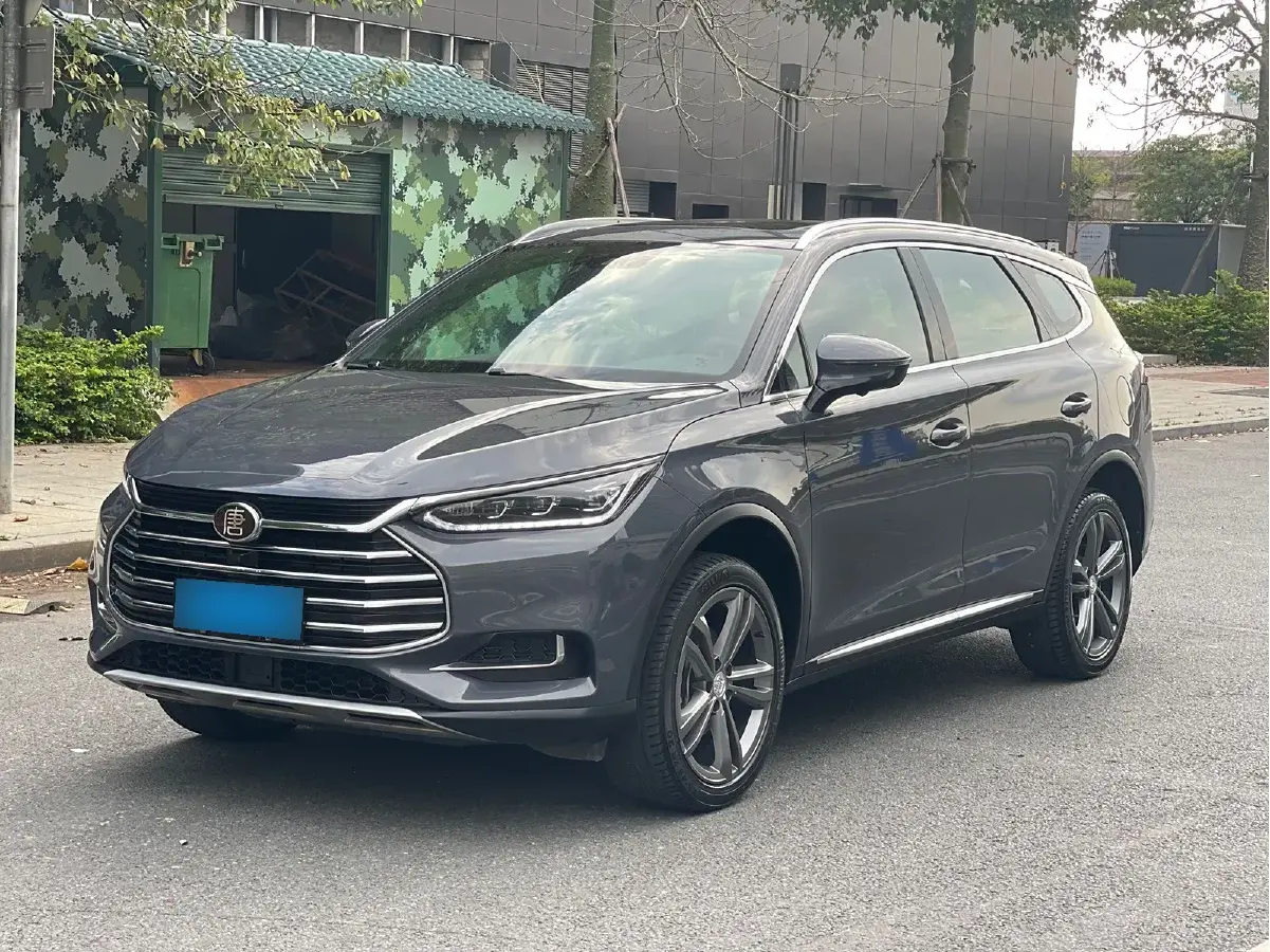 2021 BYD Tang 2.0T 192HP L4 6AT