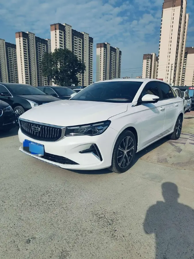 2023 Geely Emgrand 1.5L 127HP L4 CVT