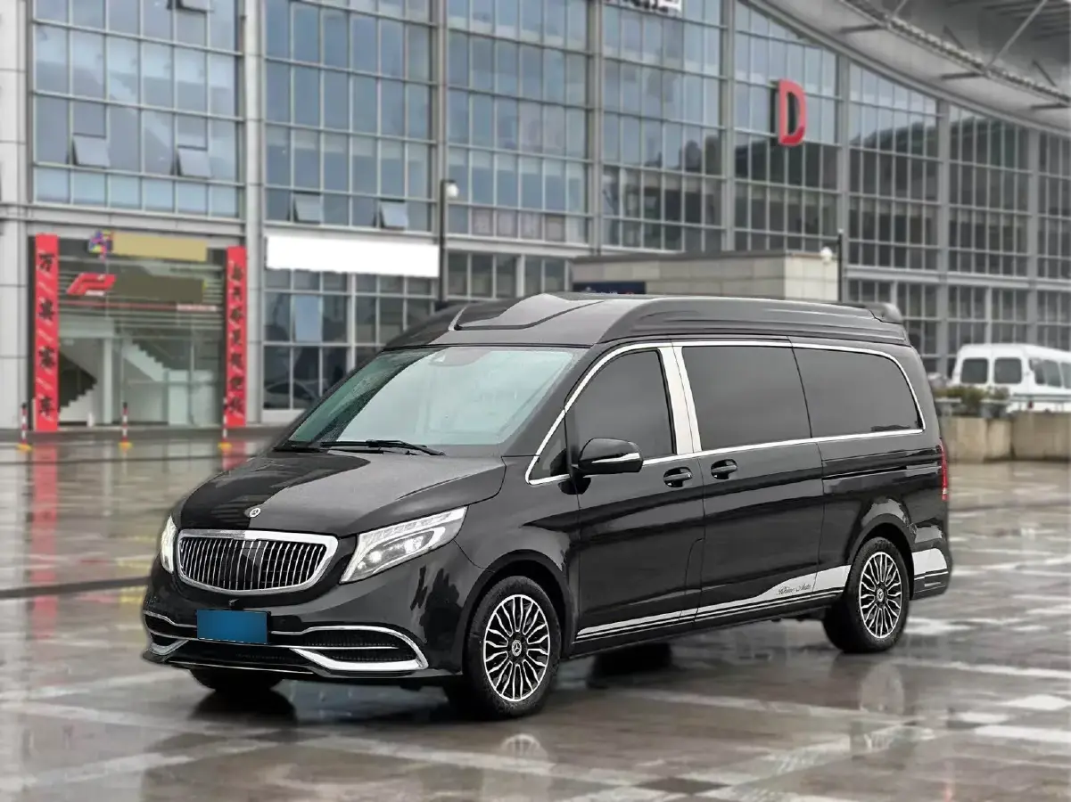 2022 Mercedes-Benz V Class 2.0T 211HP L4 9AT