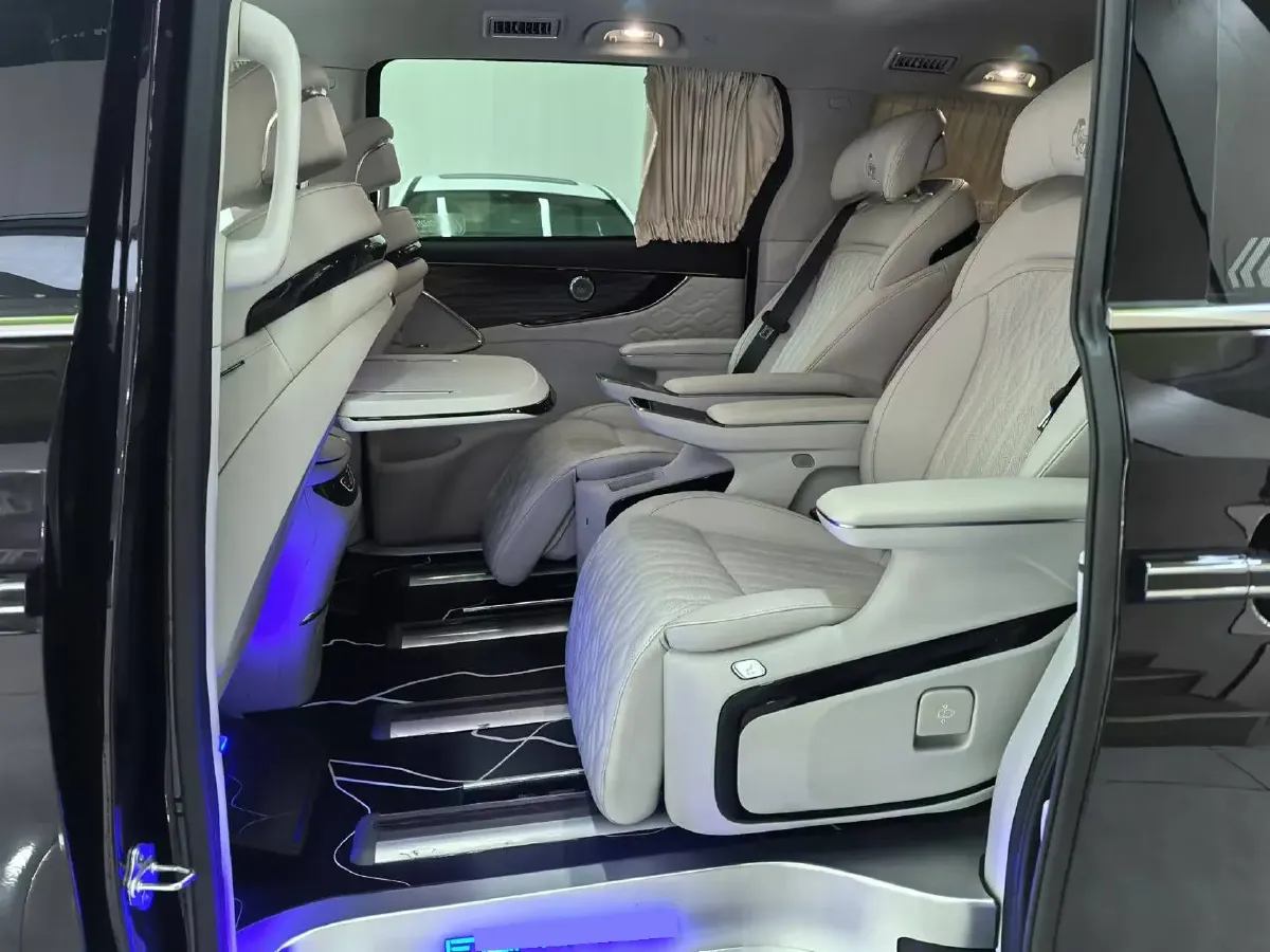 2024 DongFeng Forthing XingHai V9 1.5T 154HP L4 1DHT PHEV 34.944KWH,autocango,china used car exporter,china ev exporter,chinese used car exporter,chinese used ev exporter