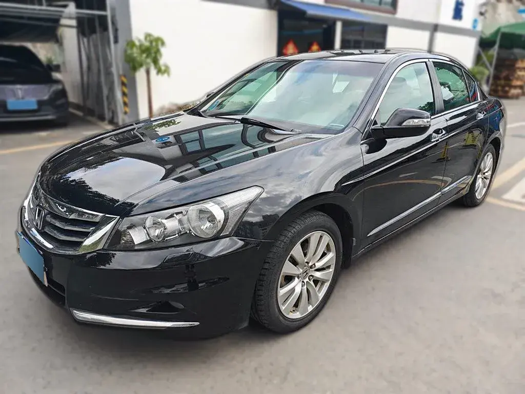 2013 Honda Accord 2.4L 179HP L4 5AT