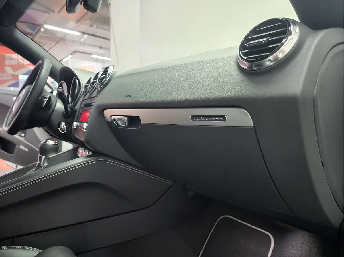 2013 Audi TTS 2.0T 272HP L4 6DCT,autocango,china used car exporter,china ev exporter,chinese used car exporter,chinese used ev exporter