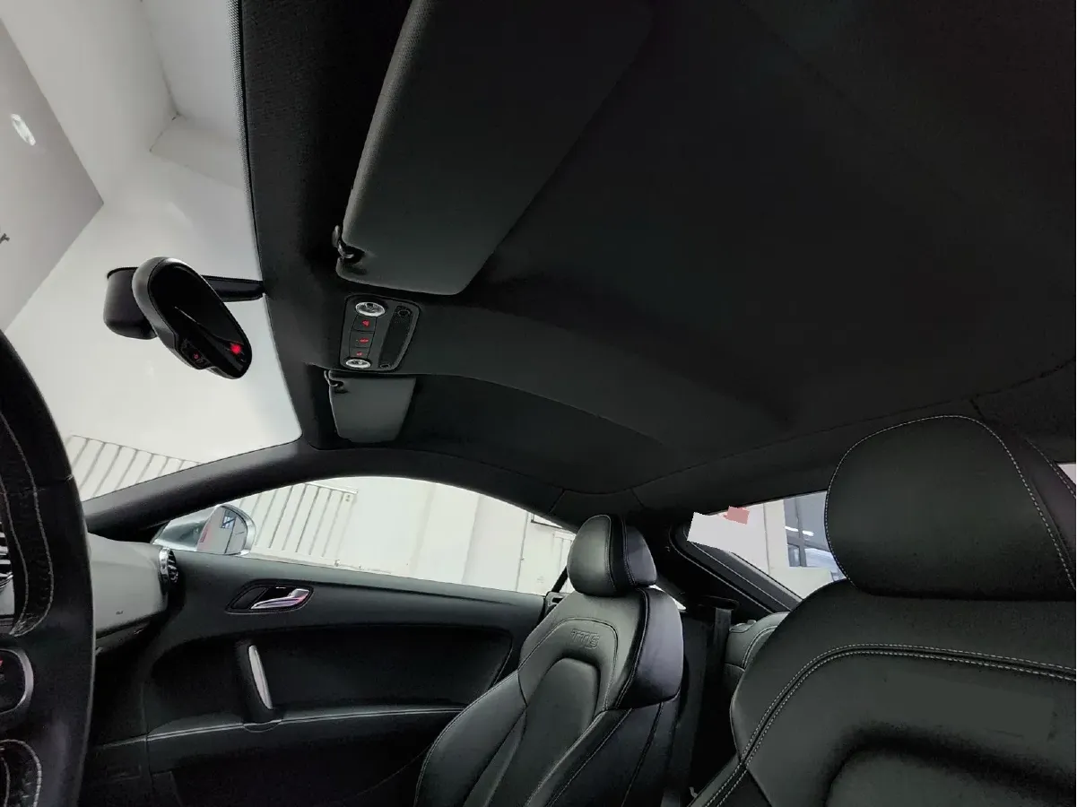 2013 Audi TTS 2.0T 272HP L4 6DCT,autocango,china used car exporter,china ev exporter,chinese used car exporter,chinese used ev exporter