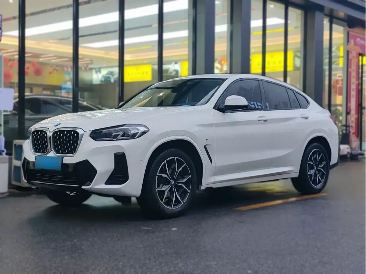 2022 BMW X4 2.0T 184HP L4 8AT