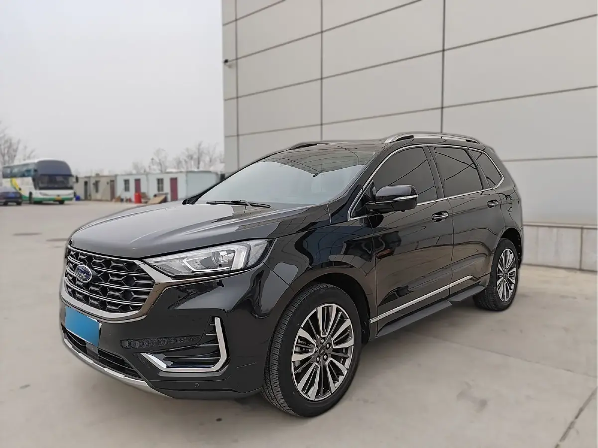 2021 Ford Edge 2.0T 245HP L4 8AT