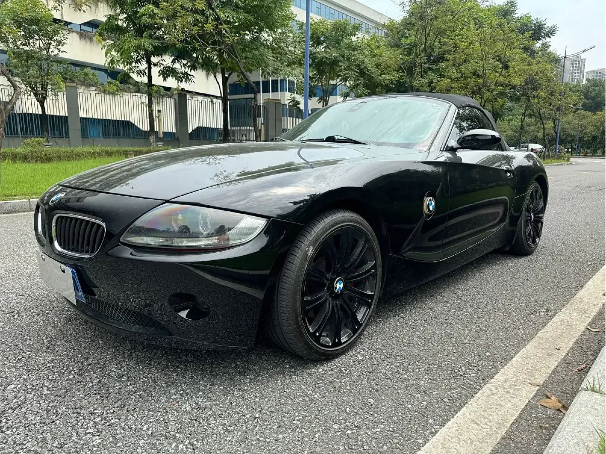 2006 BMW Z4 3.0L 265HP L6 6AT