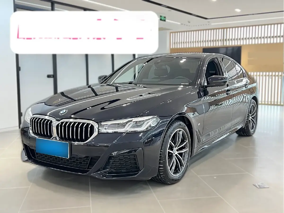 2022 BMW 5 Series 2.0T 184HP L4 8AT