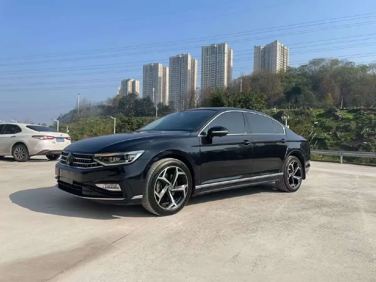 2023 Volkswagen Magotan 2.0T 186HP L4 7DCT