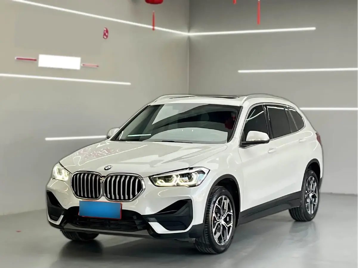 2022 BMW X1 2.0T 192HP L4 7DCT