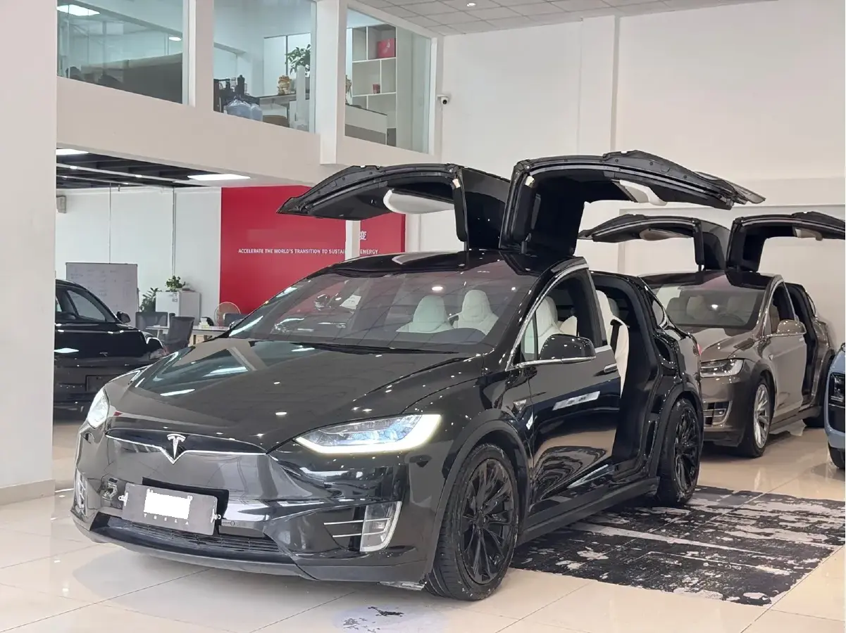2016 Tesla Model X BEV 90KWH