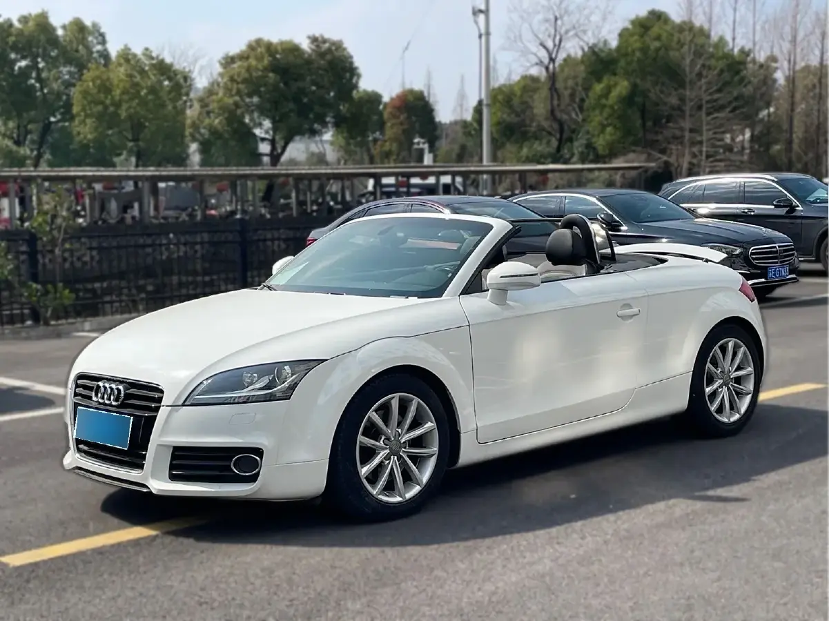2013 Audi TT 2.0T 211HP L4 6DCT