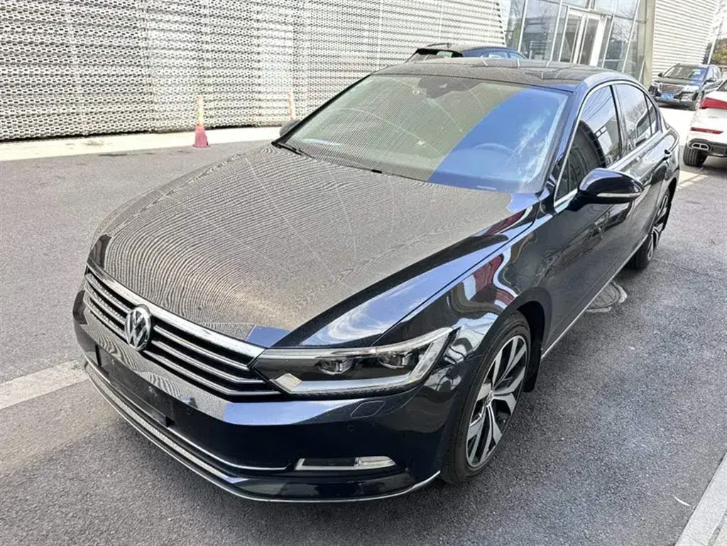 2019 Volkswagen Magotan 2.0T 220HP L4 7DCT