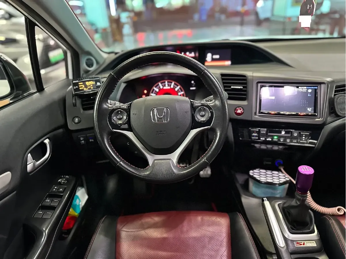 2014 Honda Civic 2.4L 207HP L4 6MT,autocango,china used car exporter,china ev exporter,chinese used car exporter,chinese used ev exporter