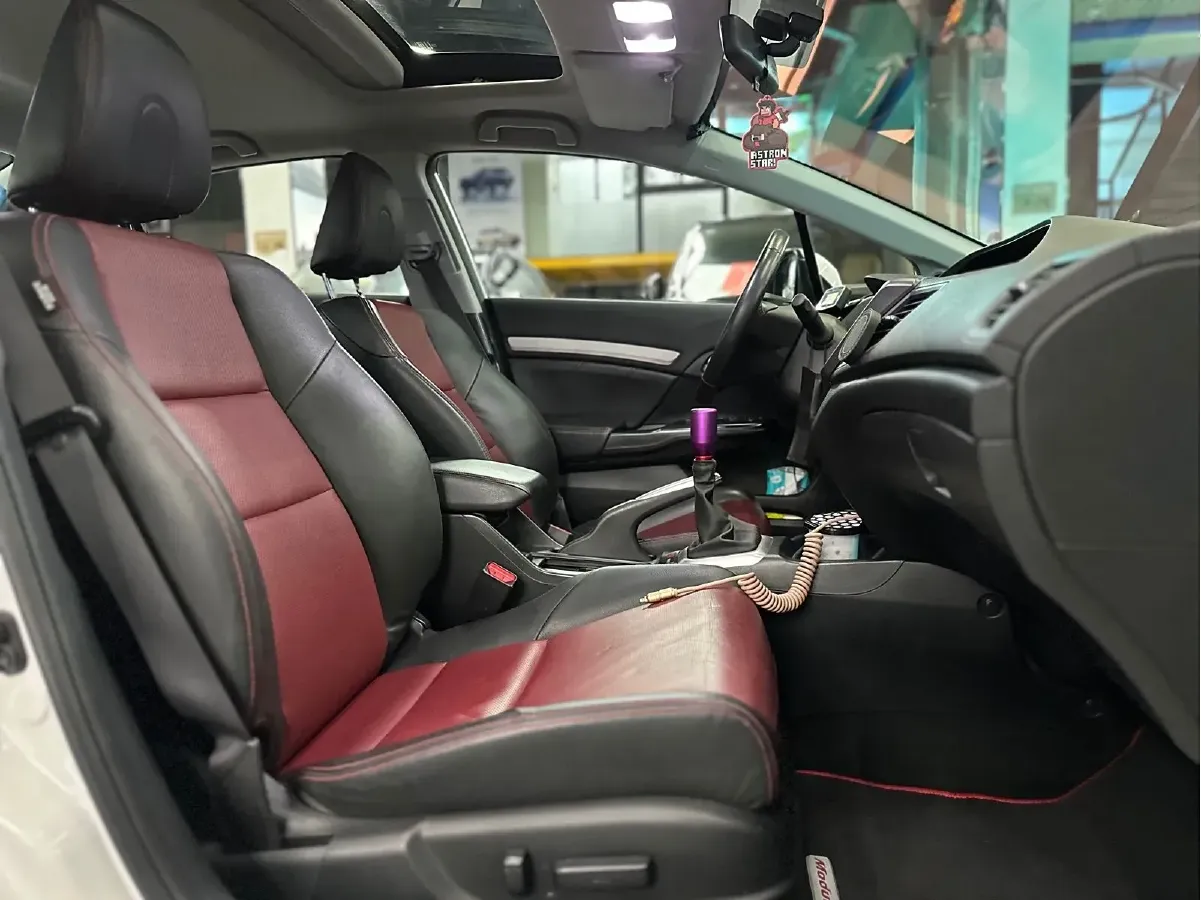 2014 Honda Civic 2.4L 207HP L4 6MT,autocango,china used car exporter,china ev exporter,chinese used car exporter,chinese used ev exporter