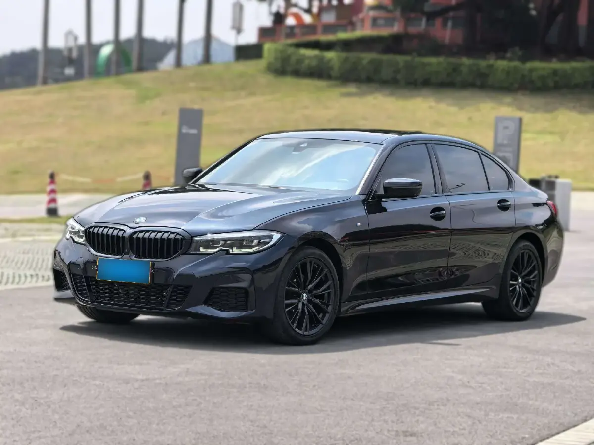 2021 BMW 3 Series 2.0T 184HP L4 8AT