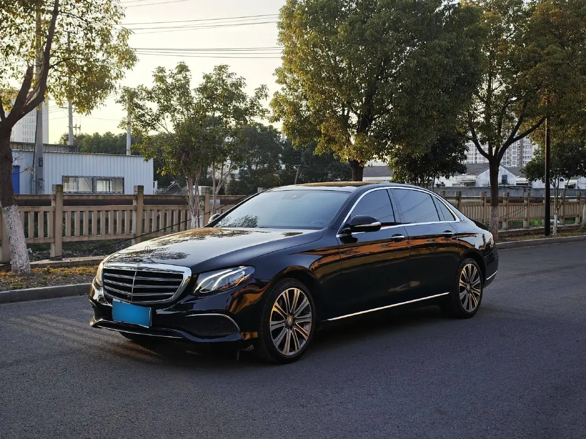 2017 Mercedes-Benz E Class 2.0T 245HP L4 9AT