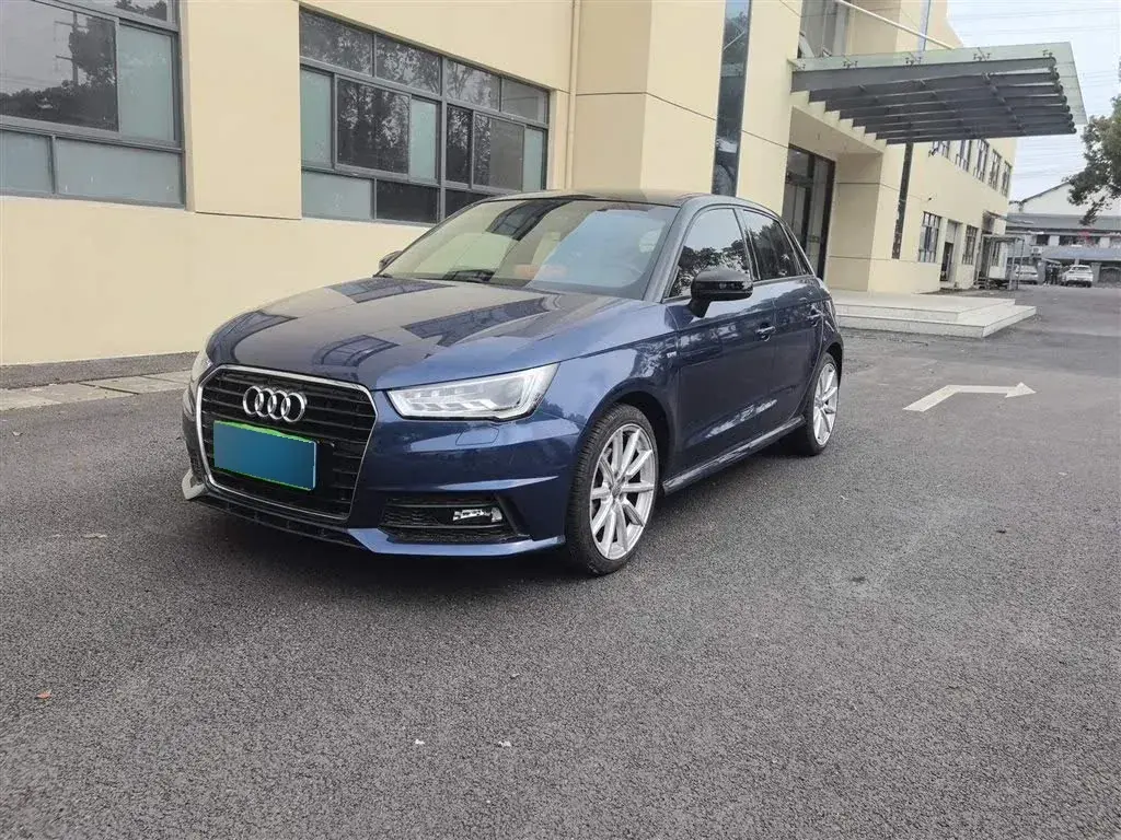 2016 Audi A1 1.4T 125HP L4 7DCT