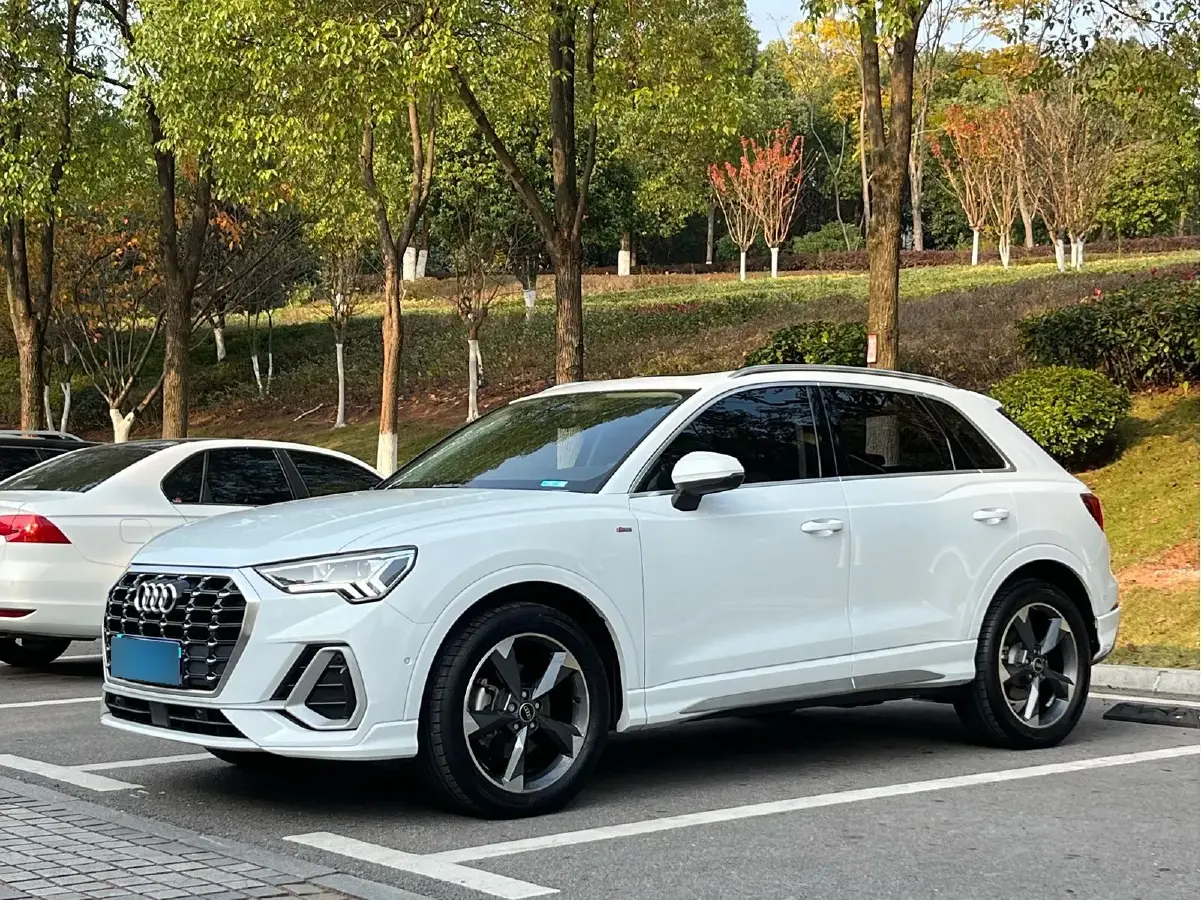 2021 Audi Q3 1.4T 150HP L4 7DCT