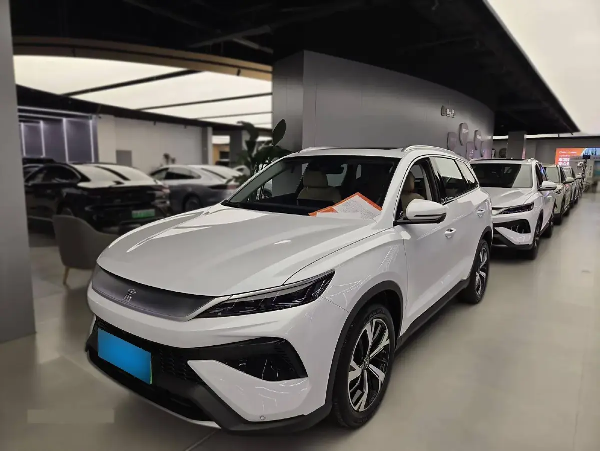 2025 BYD Song Pro 1.5L 101HP L4 E-CVT PHEV 18.3KWH