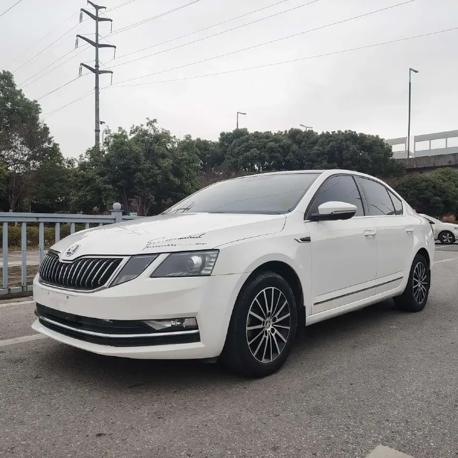 2019 Skoda Octavia 1.5L 113HP L4 6AT