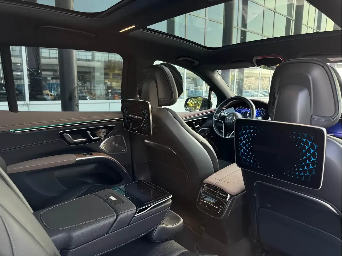 2023 Mercedes-Benz EQS SUV BEV 111.8KWH,autocango,china used car exporter,china ev exporter,chinese used car exporter,chinese used ev exporter