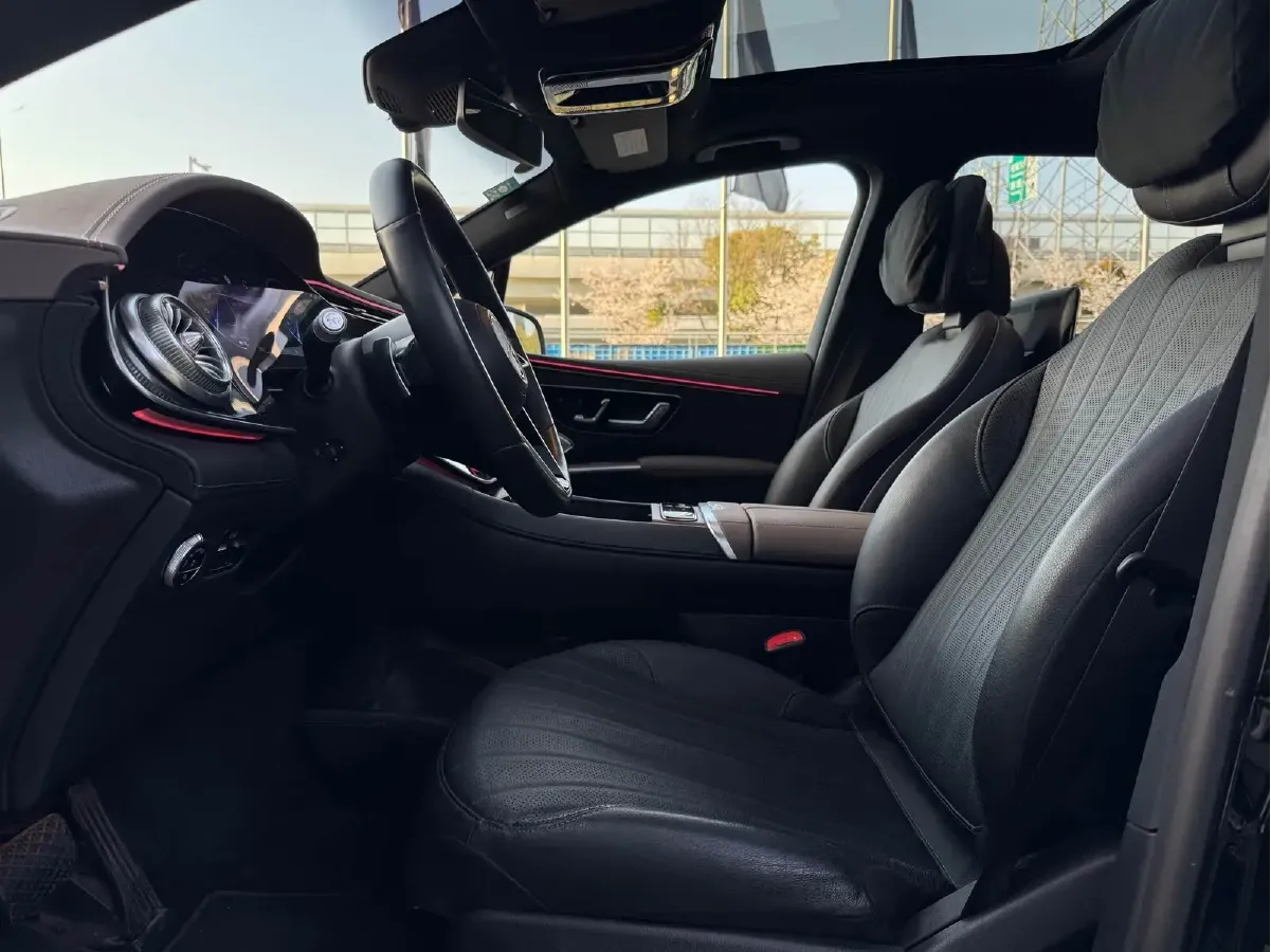 2023 Mercedes-Benz EQS SUV BEV 111.8KWH,autocango,china used car exporter,china ev exporter,chinese used car exporter,chinese used ev exporter