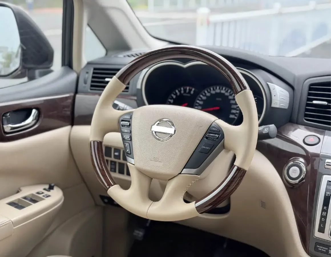 2013 Nissan Quest 3.5L 277HP V6 CVT,autocango,china used car exporter,china ev exporter,chinese used car exporter,chinese used ev exporter