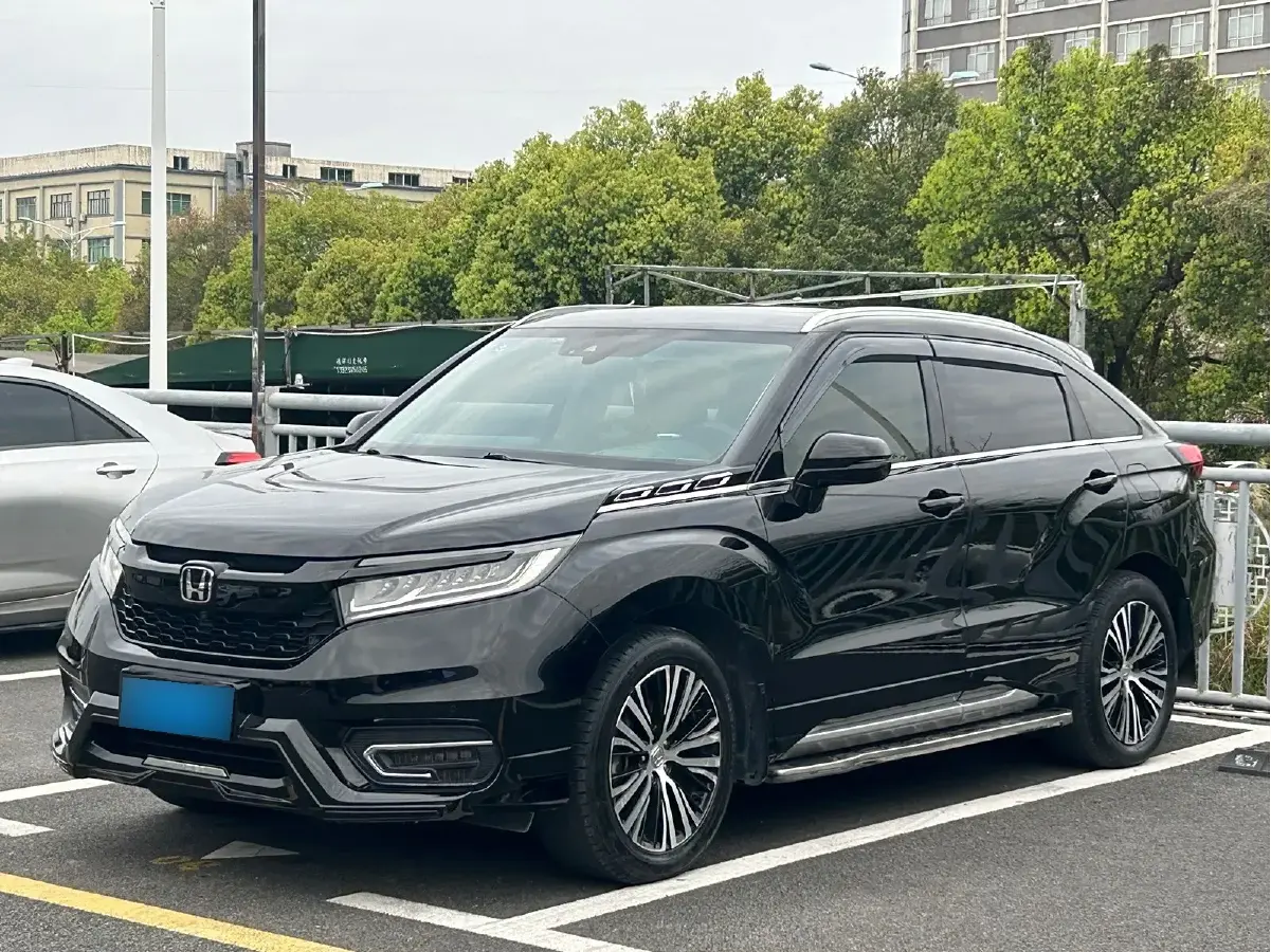 2017 Honda Avancier 2.0T 272HP L4 9AT