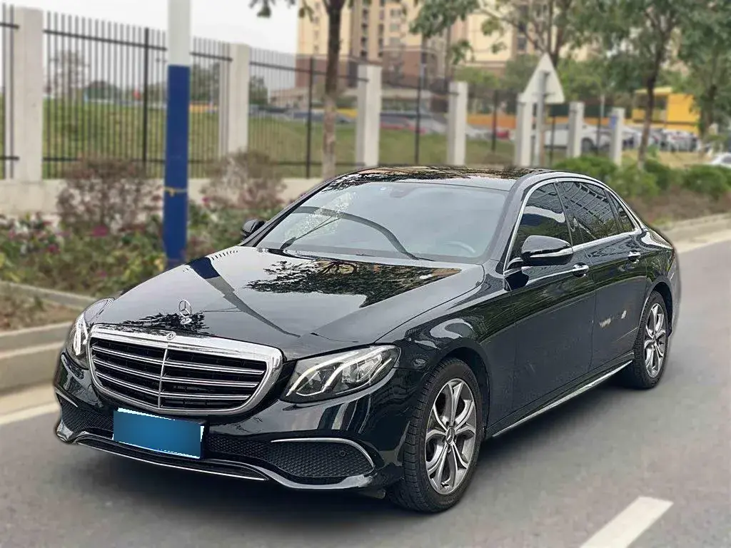 2019 Mercedes-Benz E Class 2.0T 184HP L4 9AT