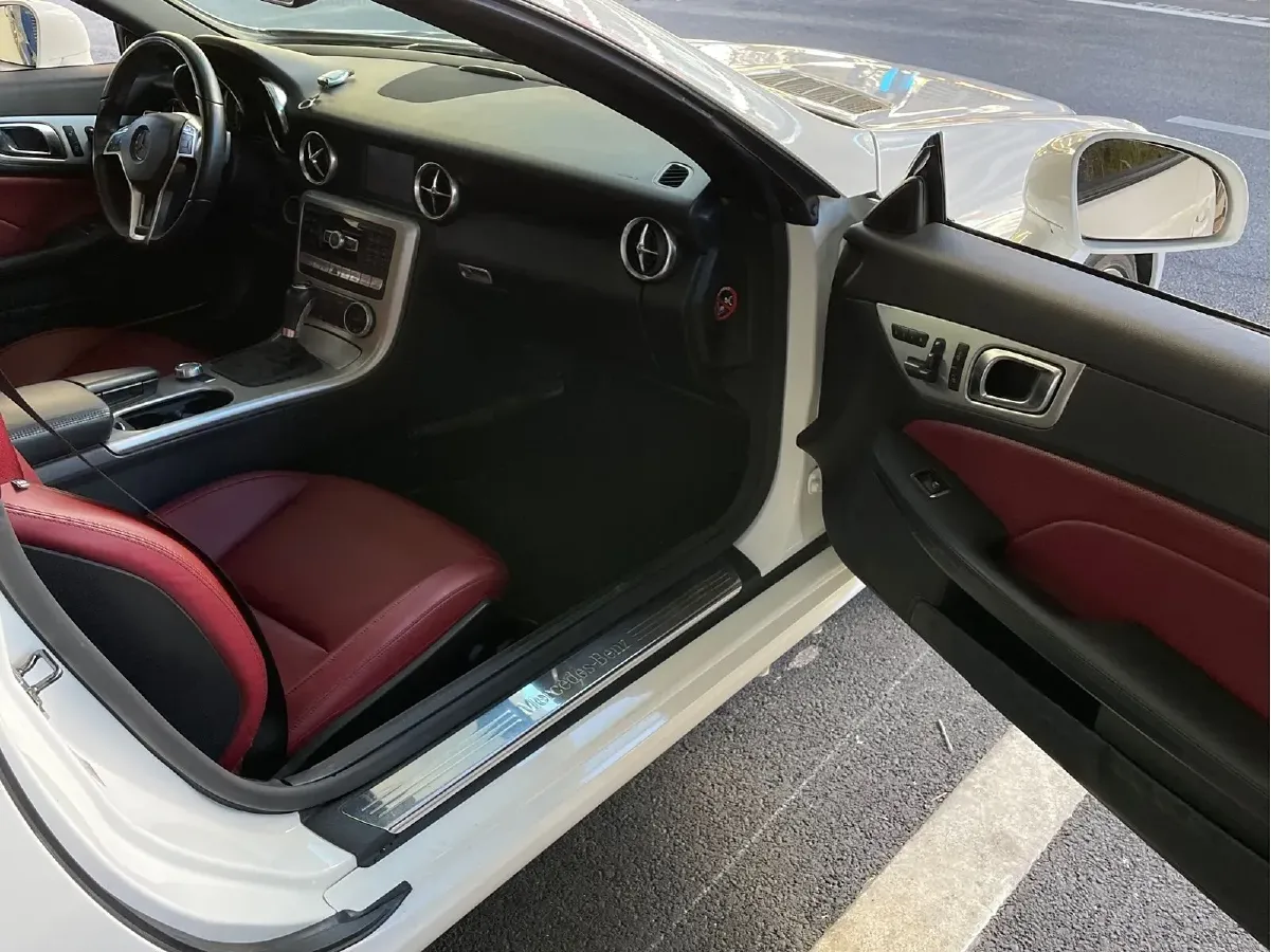 2015 Mercedes-Benz SLK Class 1.8T 184HP L4 7AT,autocango,china used car exporter,china ev exporter,chinese used car exporter,chinese used ev exporter
