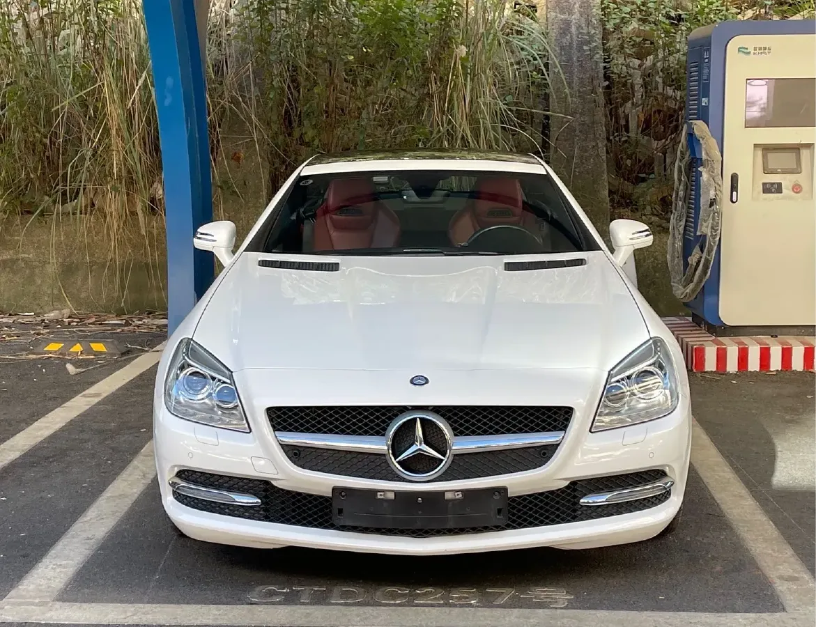 2015 Mercedes-Benz SLK Class 1.8T 184HP L4 7AT,autocango,china used car exporter,china ev exporter,chinese used car exporter,chinese used ev exporter