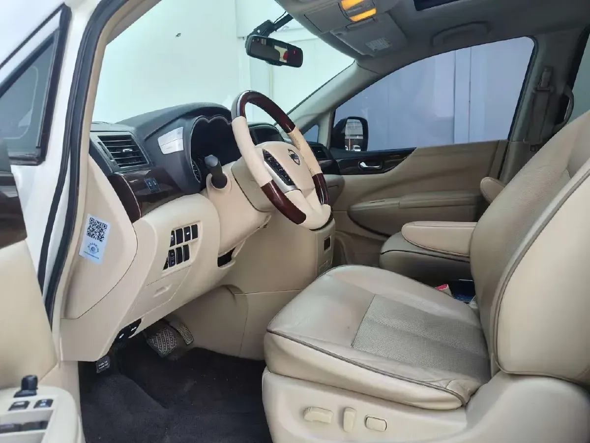 2015 Nissan Quest 3.5L 277HP V6 CVT,autocango,china used car exporter,china ev exporter,chinese used car exporter,chinese used ev exporter