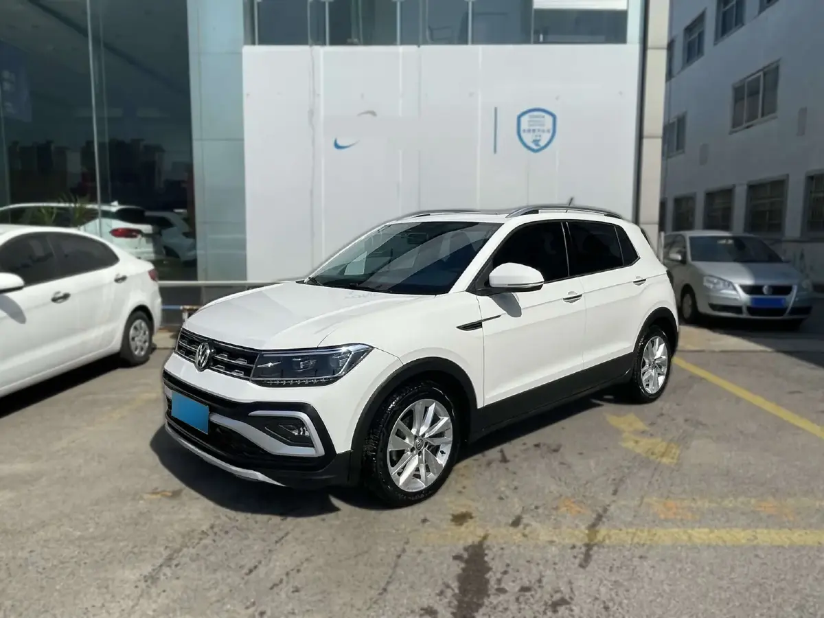 2019 Volkswagen T-Cross 1.4T 150HP L4 7DCT