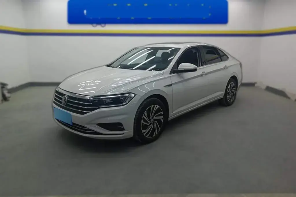 2021 Volkswagen Sagitar 1.4T 150HP L4 7DCT