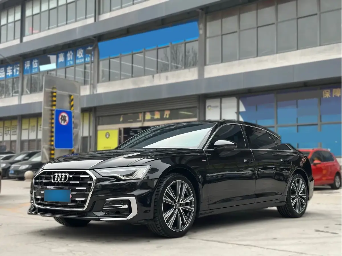 2021 Audi A6L 2.0T 190HP L4 7DCT