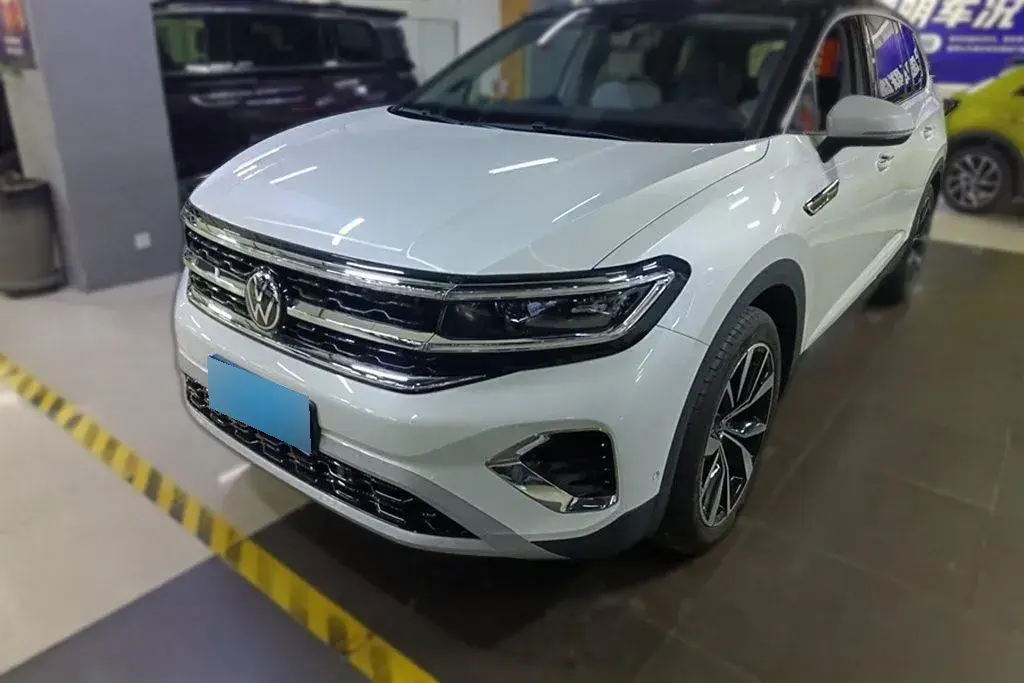 2022 Volkswagen Talagon 2.5T 299HP V6 7DCT