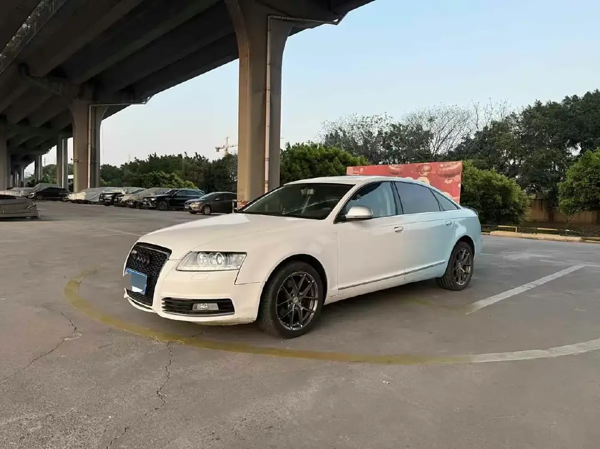 2011 Audi A6L 2.0T 170HP L4 CVT