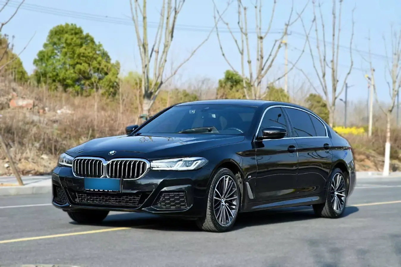 2023 BMW 5 Series 2.0T 245HP L4 8AT