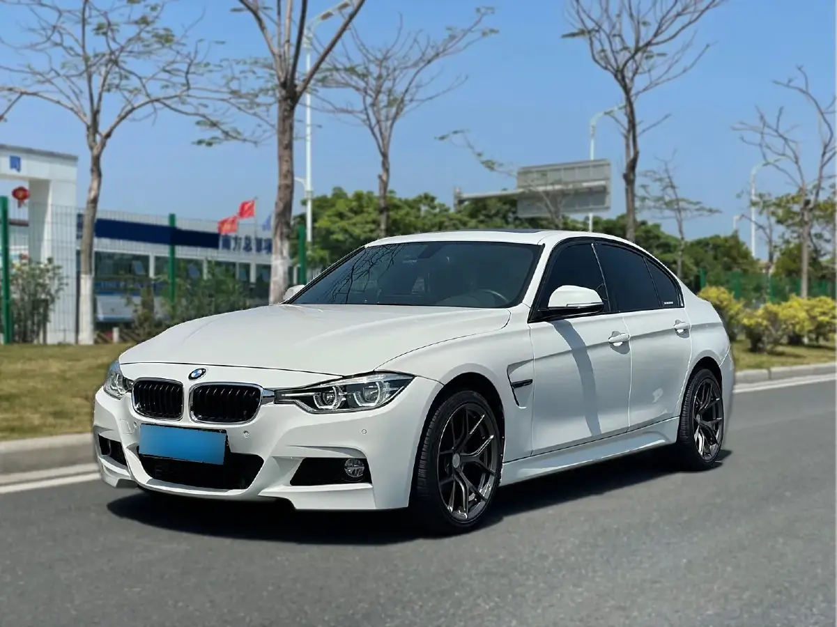 2017 BMW 3 Series 2.0T 184HP L4 8AT