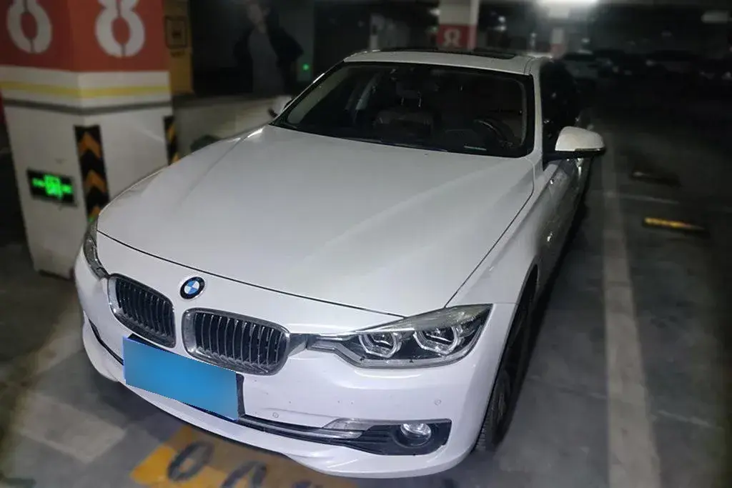 2016 BMW 3 Series 2.0T 184HP L4 8AT