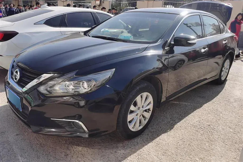 2016 Nissan Teana 2.0L 150HP L4 CVT