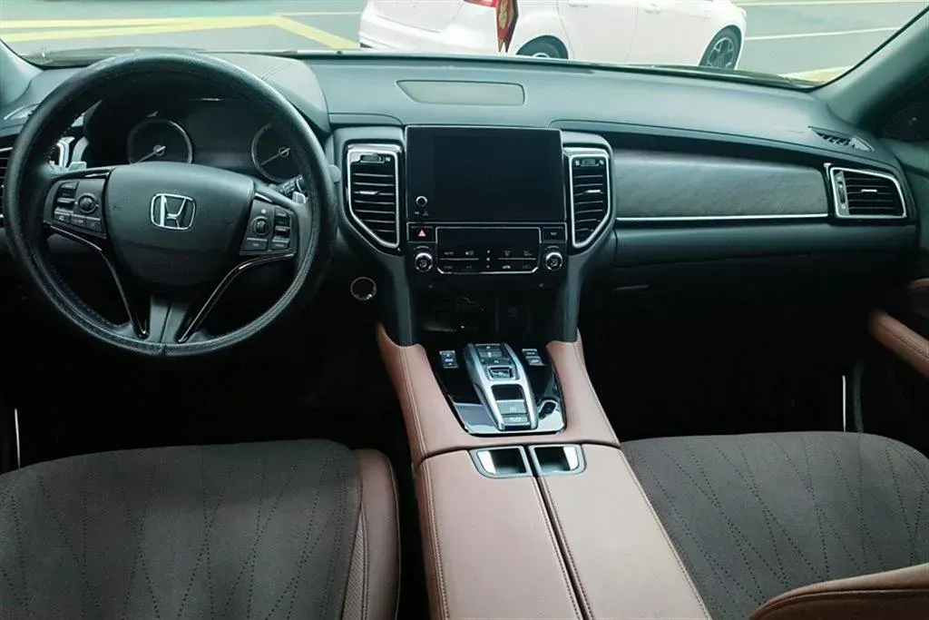 2020 Honda UR-V 2.0T 272HP L4 9AT,autocango,china used car exporter,china ev exporter,chinese used car exporter,chinese used ev exporter