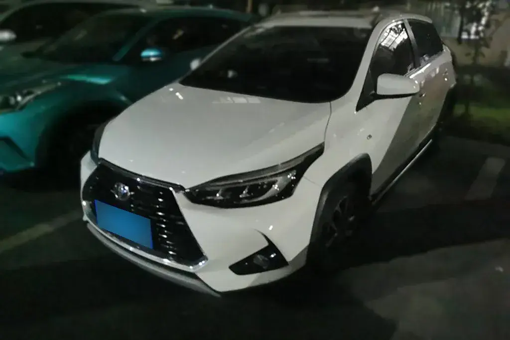 2020 Toyota Yaris L 1.5L 110HP L4 CVT