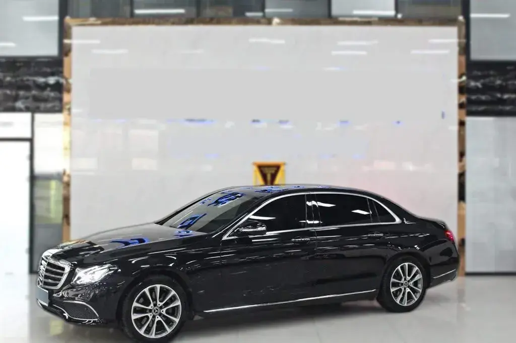 2020 Mercedes-Benz E Class 1.5T 184HP L4 9AT