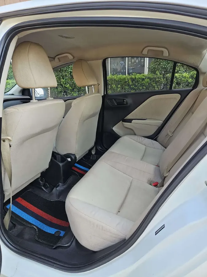 2017 Honda City 1.5L 131HP L4 5MT,autocango,china used car exporter,china ev exporter,chinese used car exporter,chinese used ev exporter