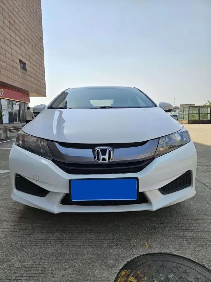 2017 Honda City 1.5L 131HP L4 5MT,autocango,china used car exporter,china ev exporter,chinese used car exporter,chinese used ev exporter